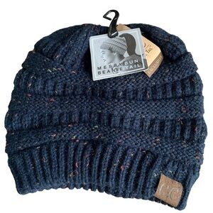 🆕 Messy Bun Beanie Tail C. C. Exclusives Toboggan Hat